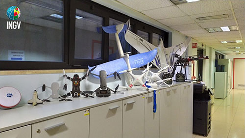 Parco Droni e UAV adattabili a diverse situazioni di intervento dalla fotogrammetria al trasporto di strumentazione scientifica Lab2